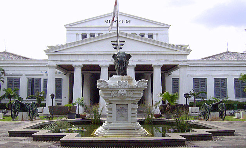 Museum Nasional Indonesia: Sejarah dan Kebudayaan Nusantara