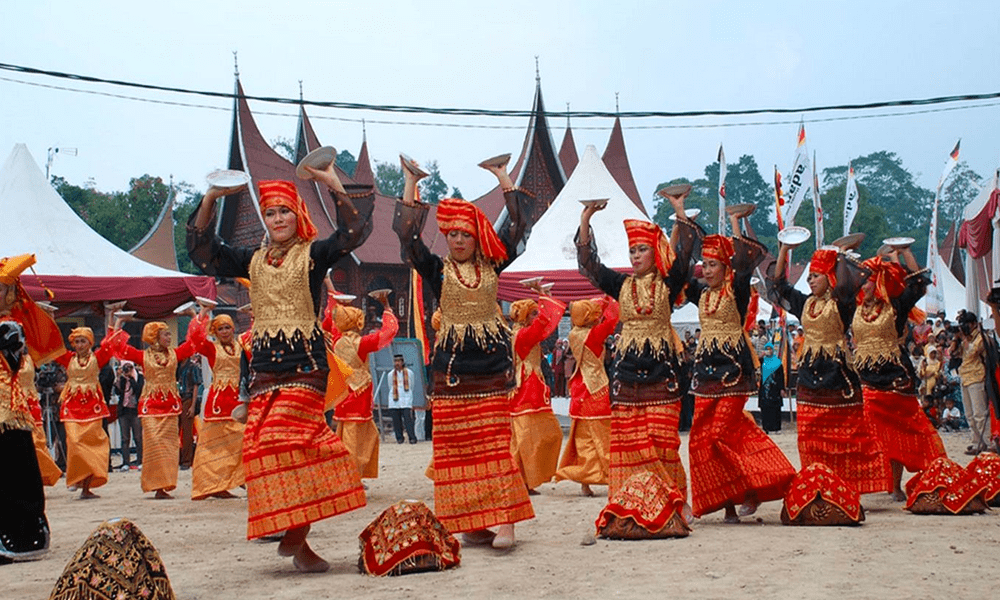 Budaya Suku Minangkabau Keunikan dan Kekayaan Tradisi Adat